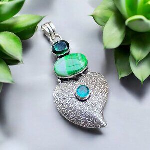 Green Lace Agate & Topaz Heart Pendant With Emerald Gem In 925 Sterling Silver
